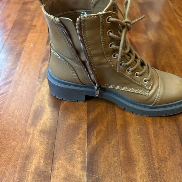 ALDO womens Goer Combat Boot size 7 - Picture 3 of 4
